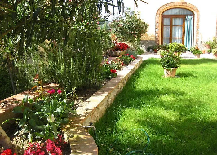 فندق مبيت وإفطار Pardi